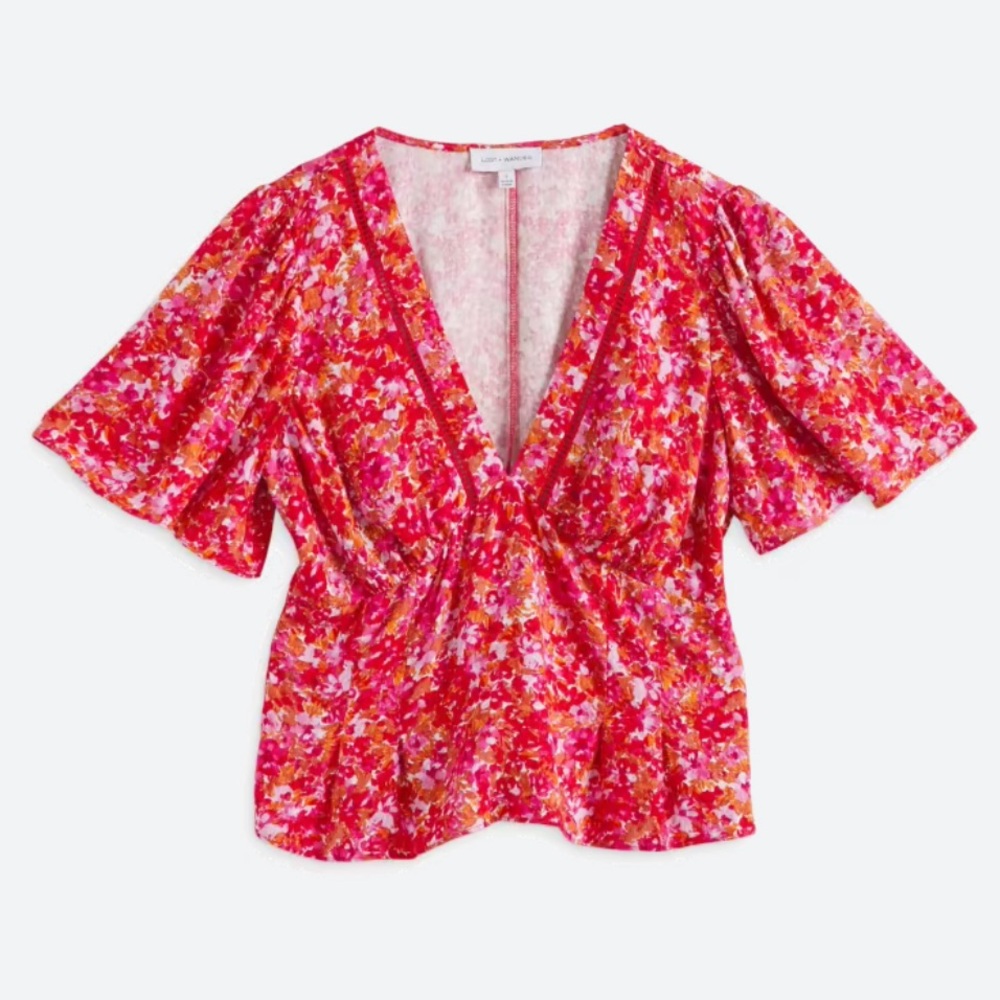LOST + WANDER PETAL PATCH FLUTTER SLEEVE TOP